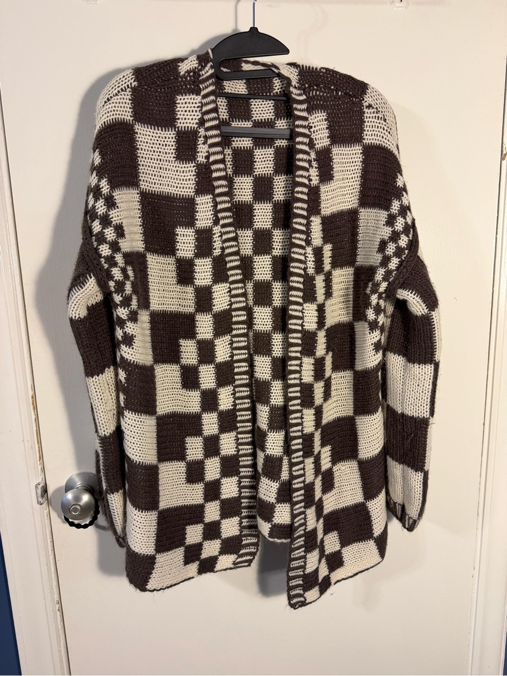 Cozy Checkerboard Open-Front Cardigan Sweater - Brown & Cream Medium